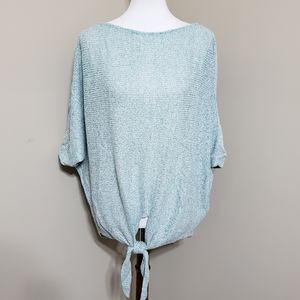Light short sleeve knit top